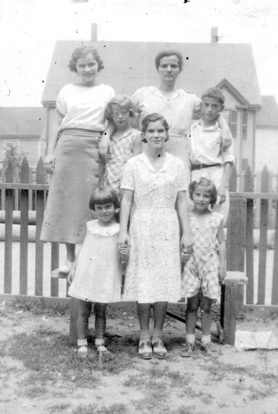 18-cesidia-children-oneil-place-1930s