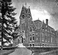 Bri-11-Holton Library