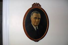 10. FDR in oval frame