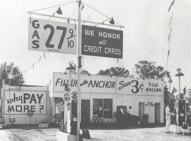 20.Anchor Service Station in downtown Smyrna