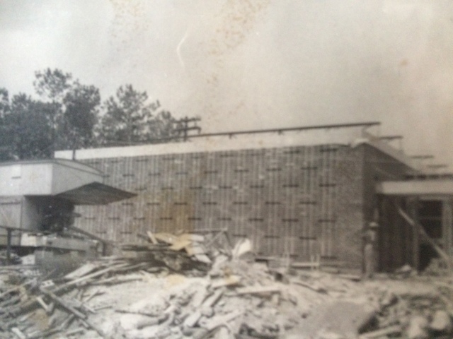 22. Belmont Hills Elemeentary School under construction, 1953 (2)